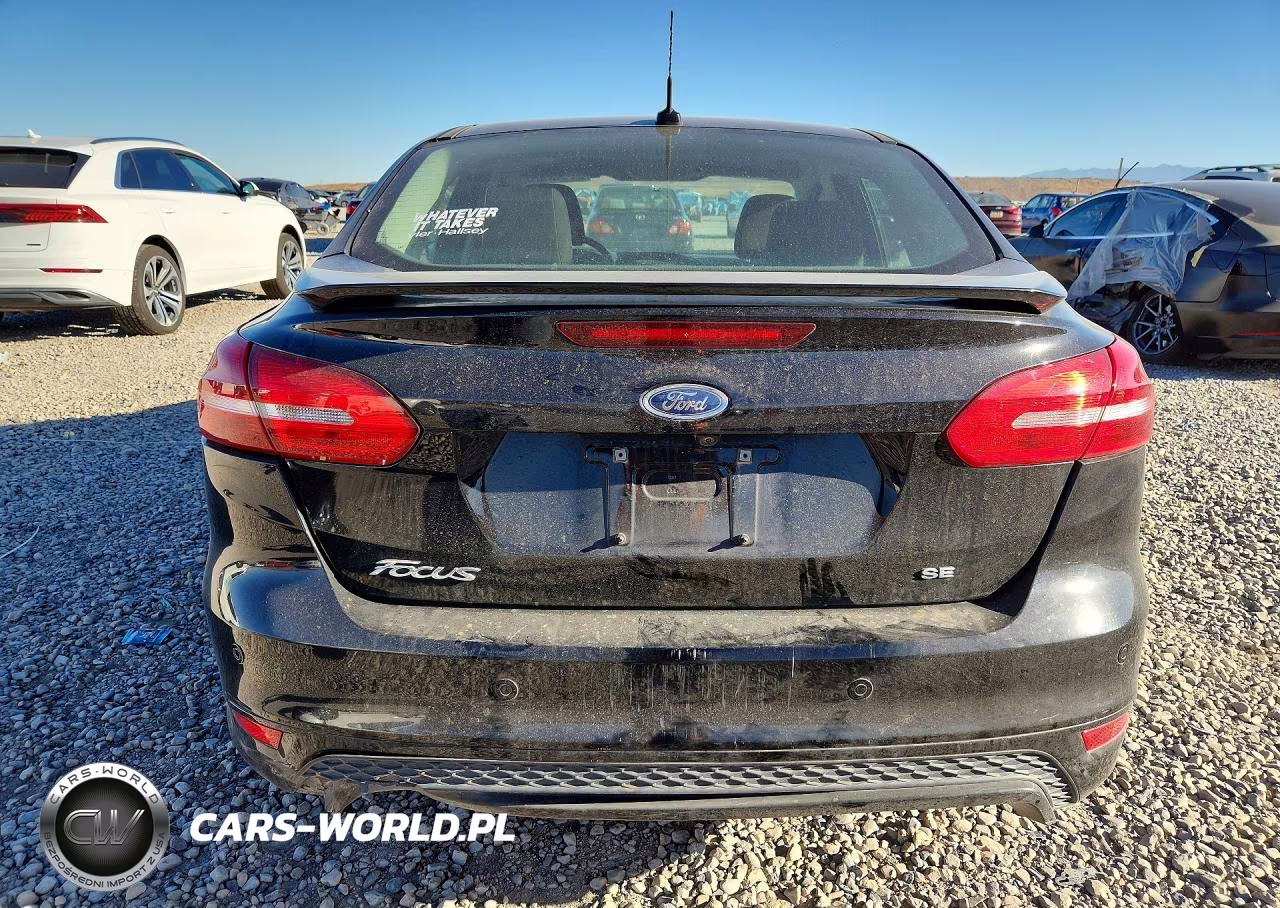 2016 Ford Focus Se VIN:1FADP3F25GL306214 - 6