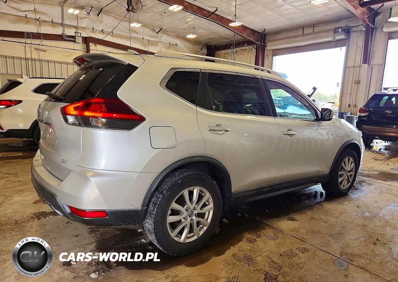 2018 Nissan Rogue Sv VIN:KNMAT2MT2JP588830 - 3