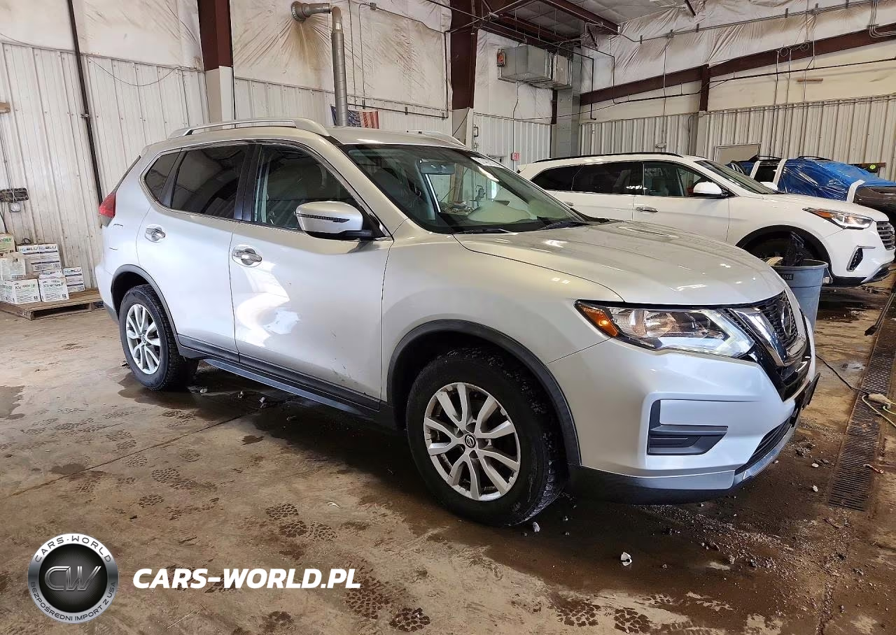 2018 Nissan Rogue Sv VIN:KNMAT2MT2JP588830 - 4