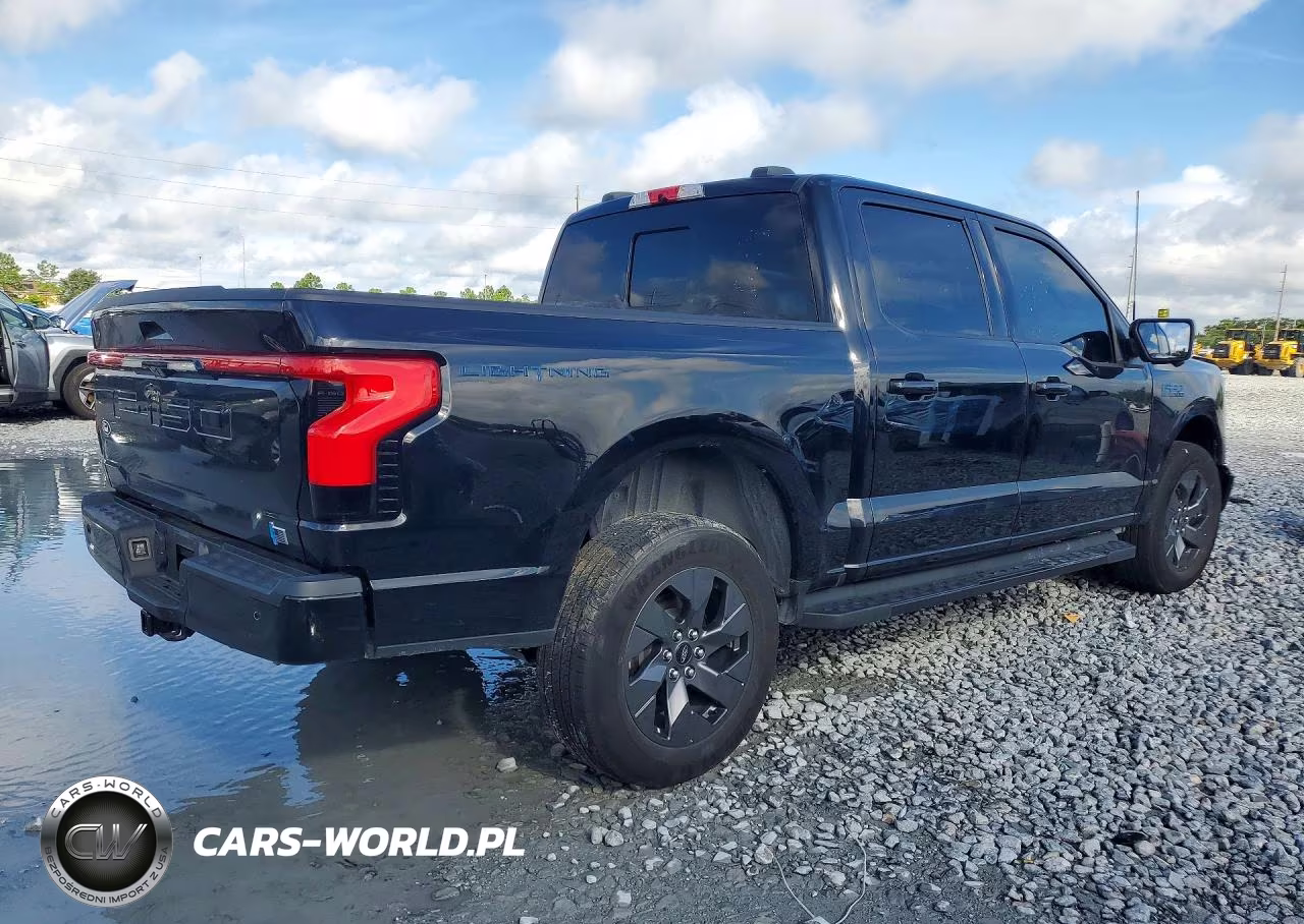 2024 Ford F150 Lightning Lariat VIN:1FT6W5L76RWG08517 - 3