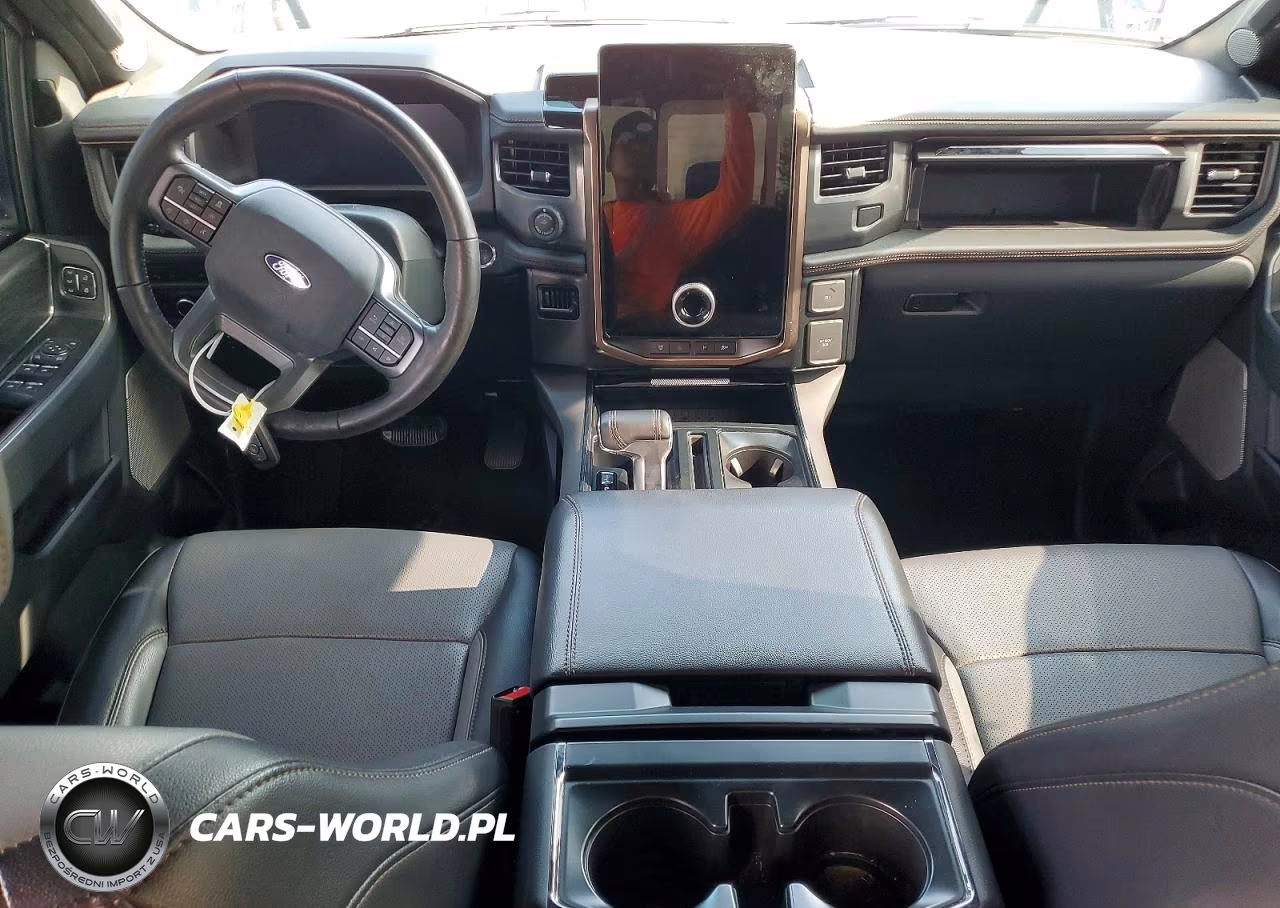 2024 Ford F150 Lightning Lariat VIN:1FT6W5L76RWG08517 - 8