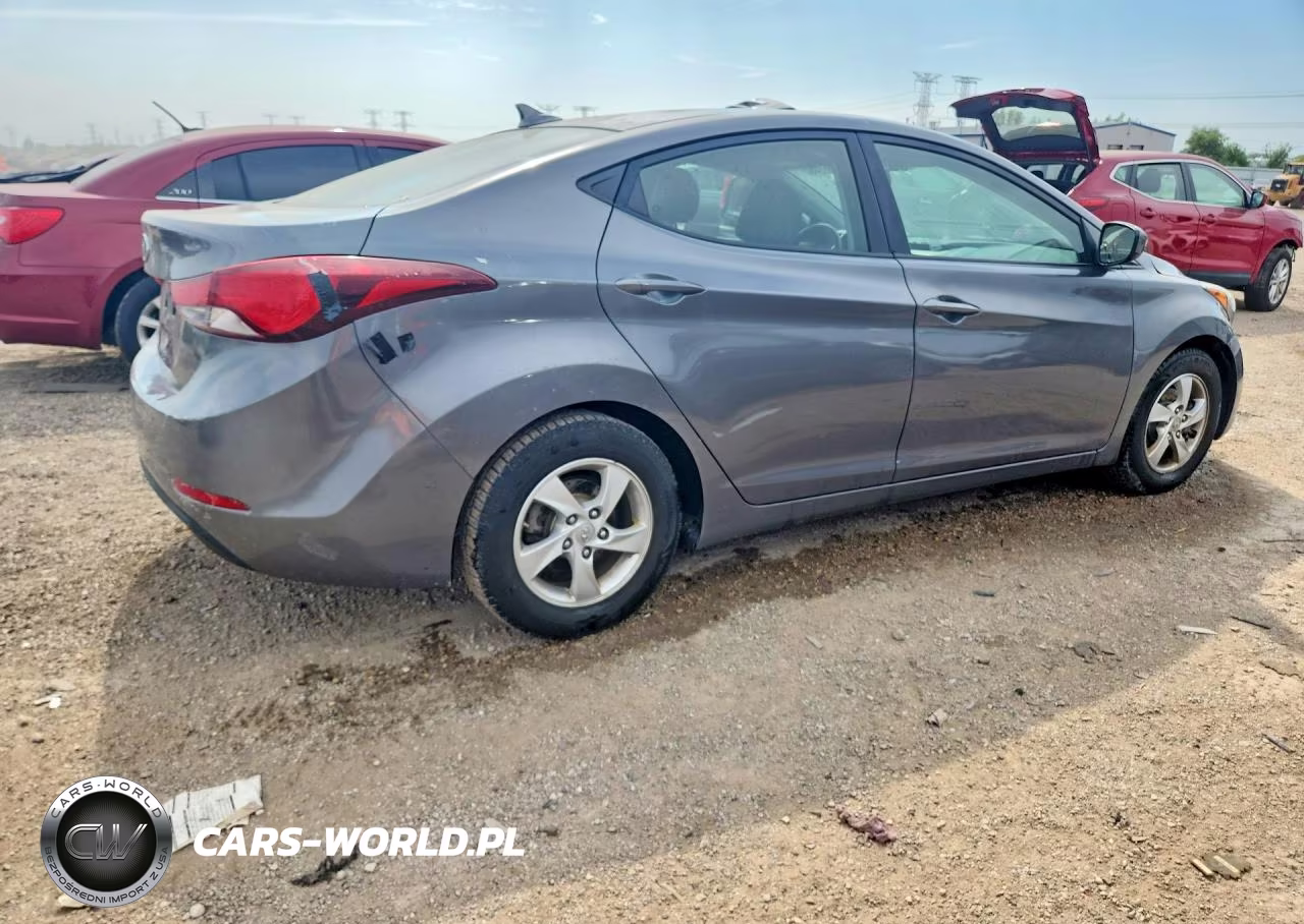 2014 Hyundai Elantra Se VIN:5NPDH4AE4EH455682 - 3