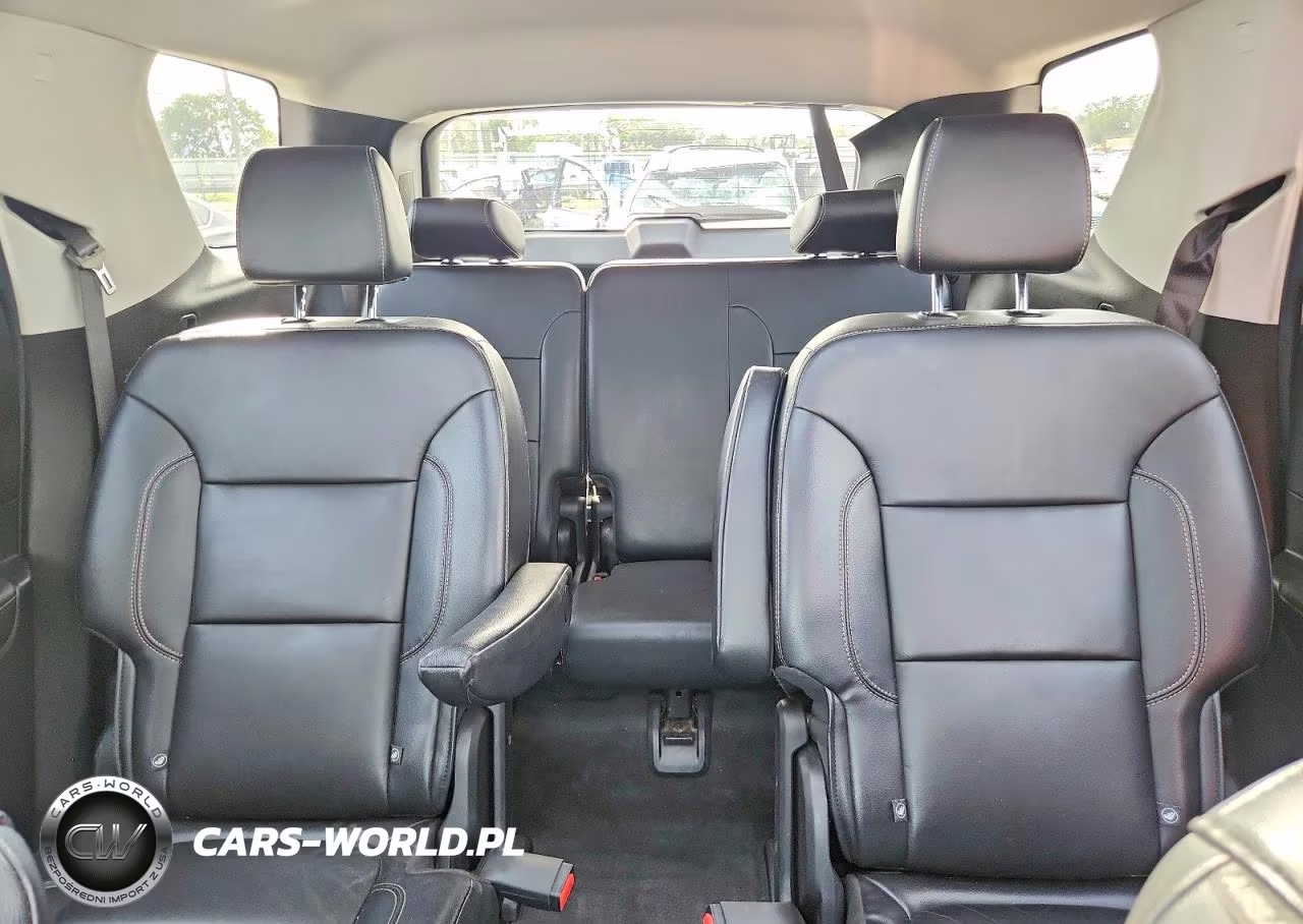 2019 Chevrolet Traverse Lt VIN:1GNERHKWXKJ122073 - 10