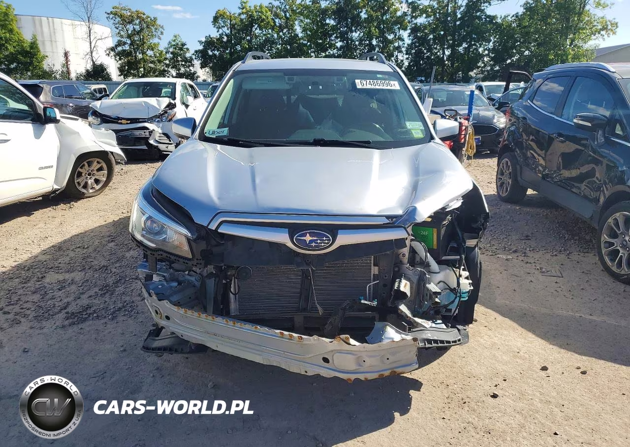 2020 Subaru Forester Premium VIN:JF2SKAJC6LH482854 - 5