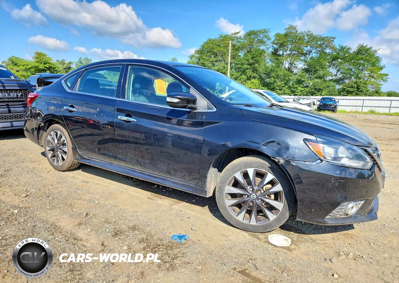 2017 Nissan Sentra Sr Turbo VIN:2N1AB7AP1HY253853 - 4