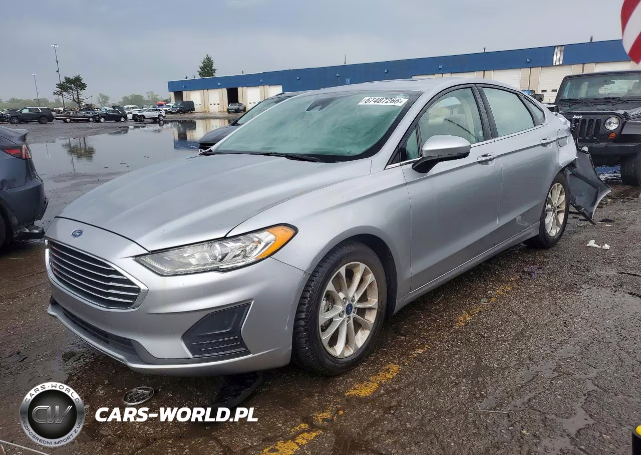 2020 Ford Fusion Se – zdjęcie 1 z 12