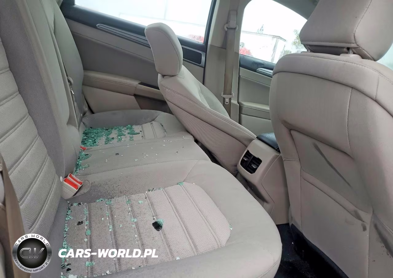2020 Ford Fusion Se VIN:3FA6P0HD1LR218178 - 10