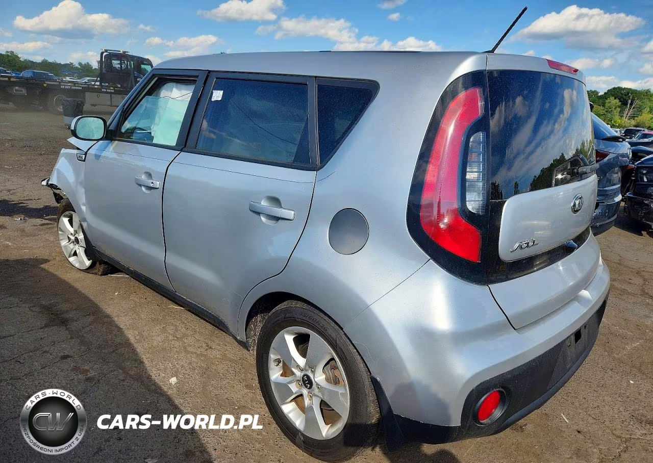 2018 Kia Soul Base VIN:KNDJN2A25J7546402 - 3