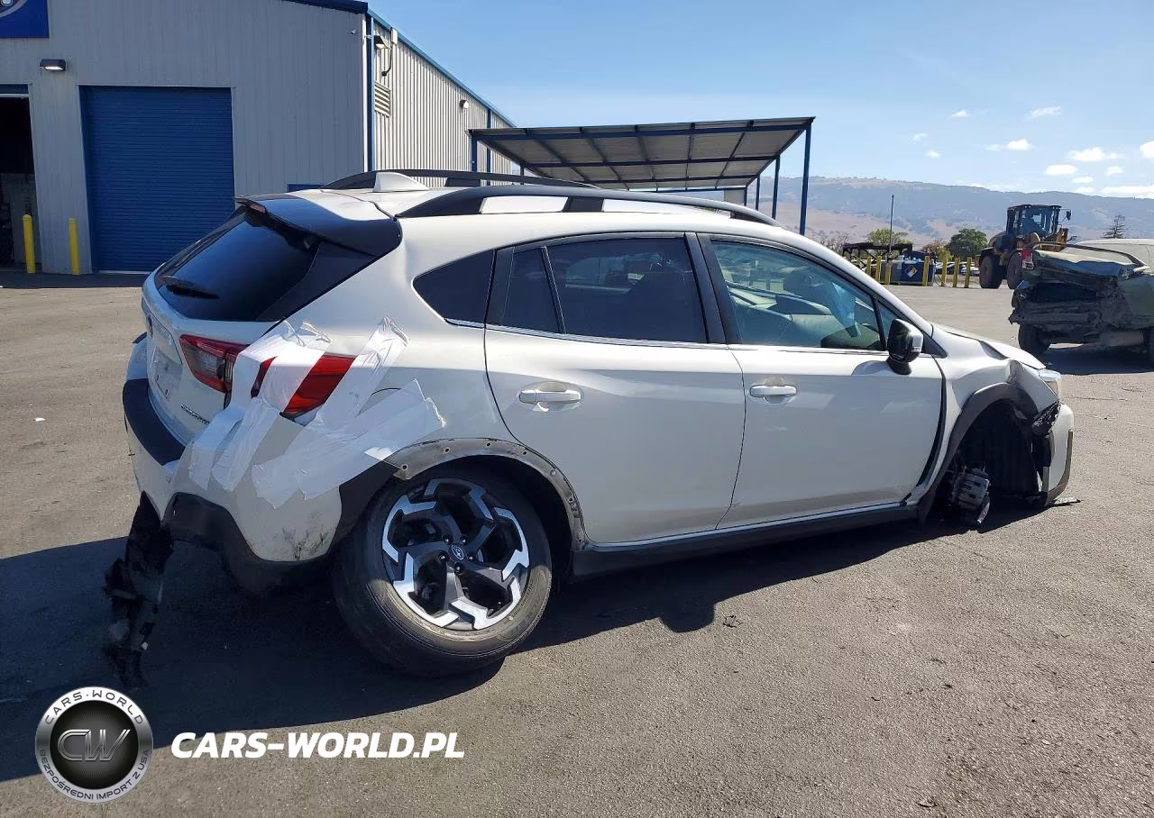 2021 Subaru Crosstrek Limited VIN:JF2GTHMC4M8232196 - 3