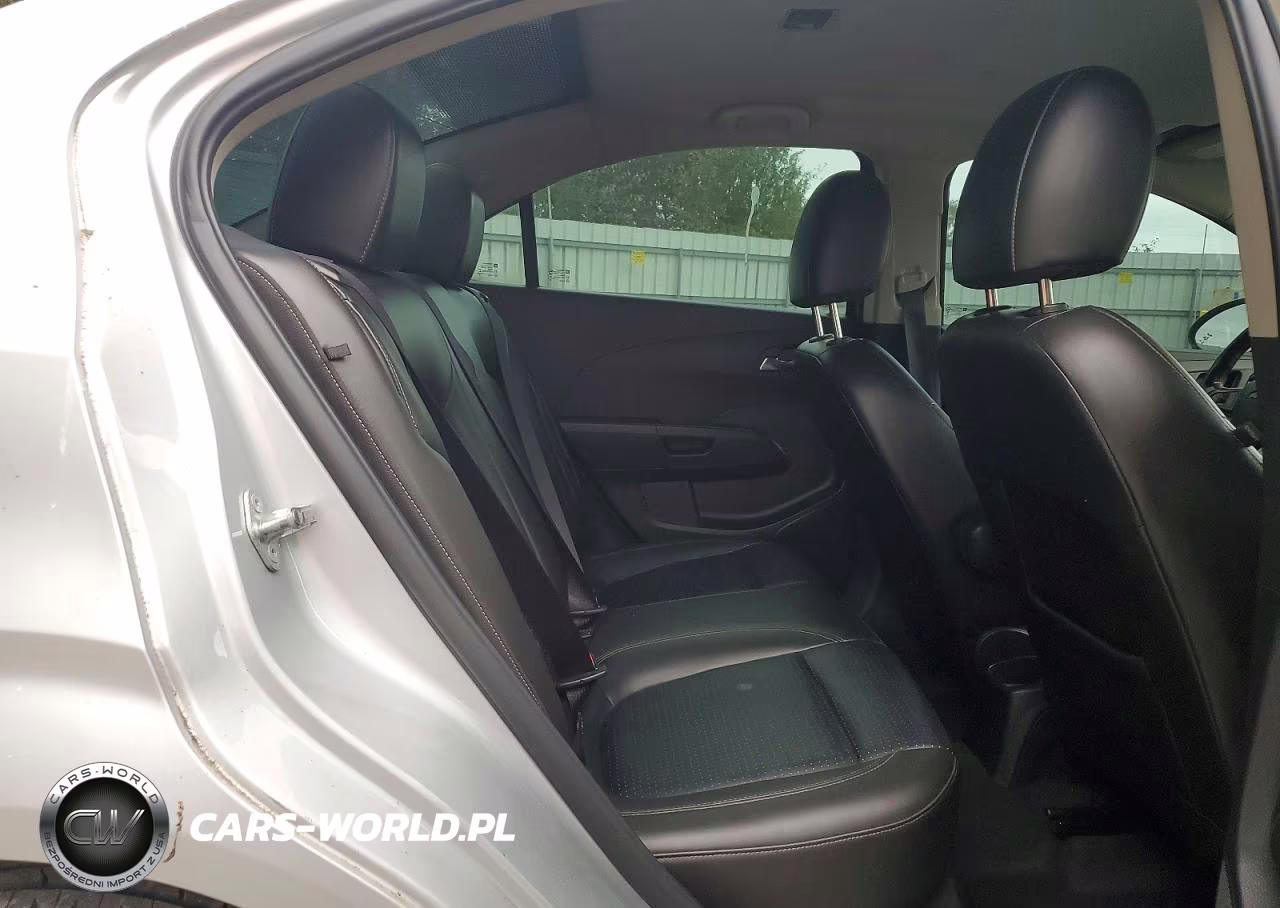 2017 Chevrolet Sonic Premier VIN:1G1JF5SB5H4147832 - 10