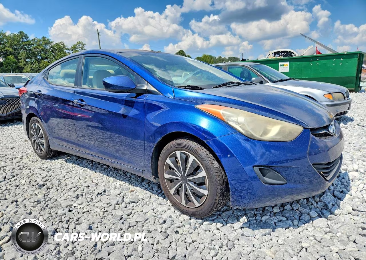 2013 Hyundai Elantra Gls VIN:KMHDH4AE5DU554396 - 4