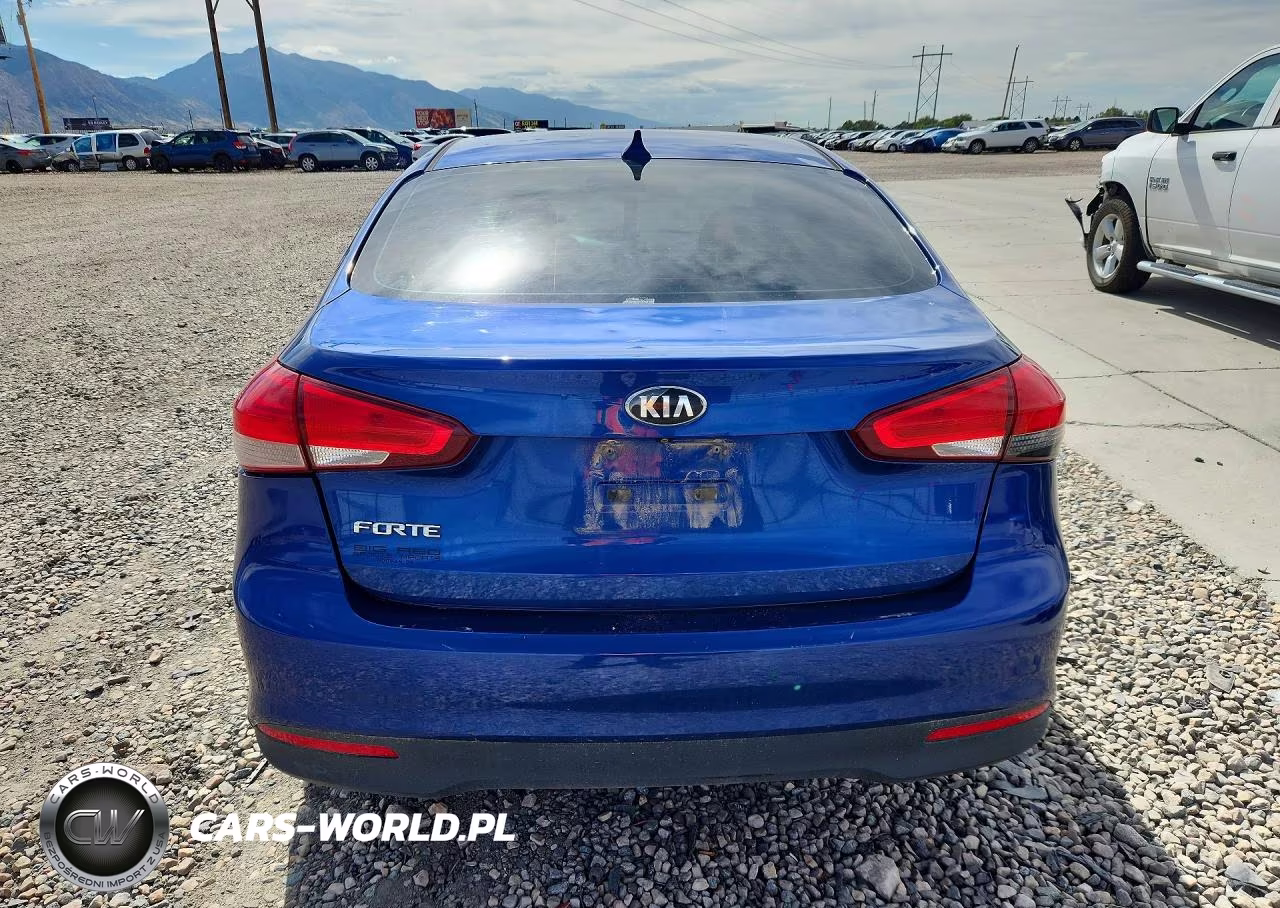 2018 Kia Forte Lx VIN:3KPFK4A78JE273803 - 6