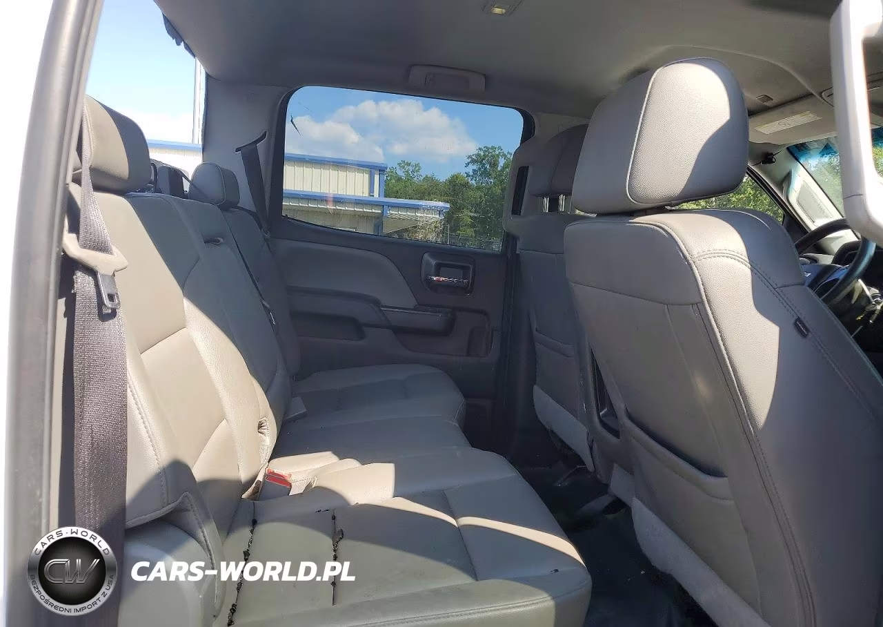 2018 Chevrolet Silverado K2500 Heavy Duty VIN:1GB1KUEY0JF264262 - 10