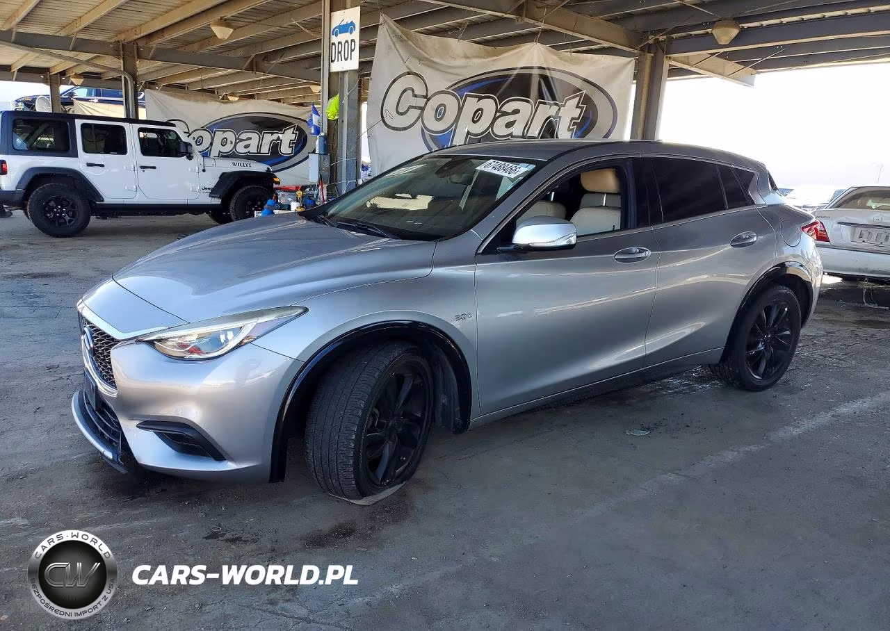2017 Infiniti Qx30 Luxury – zdjęcie 1 z 12