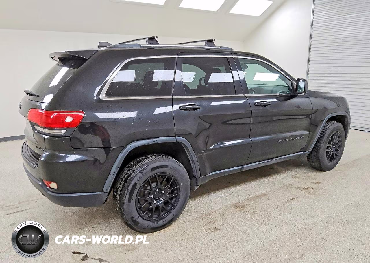 2014 Jeep Grand Cherokee Laredo VIN:1C4RJFAG1EC132208 - 3