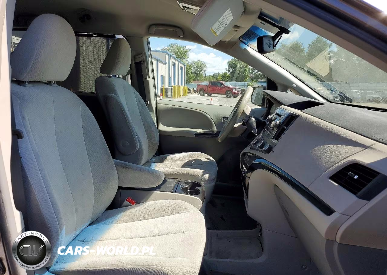 2012 Toyota Sienna Le VIN:5TDJK3DC0CS030167 - 5
