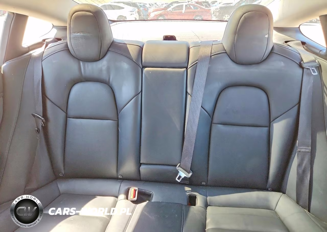 2019 Tesla Model 3 VIN:5YJ3E1EA5KF326323 - 10