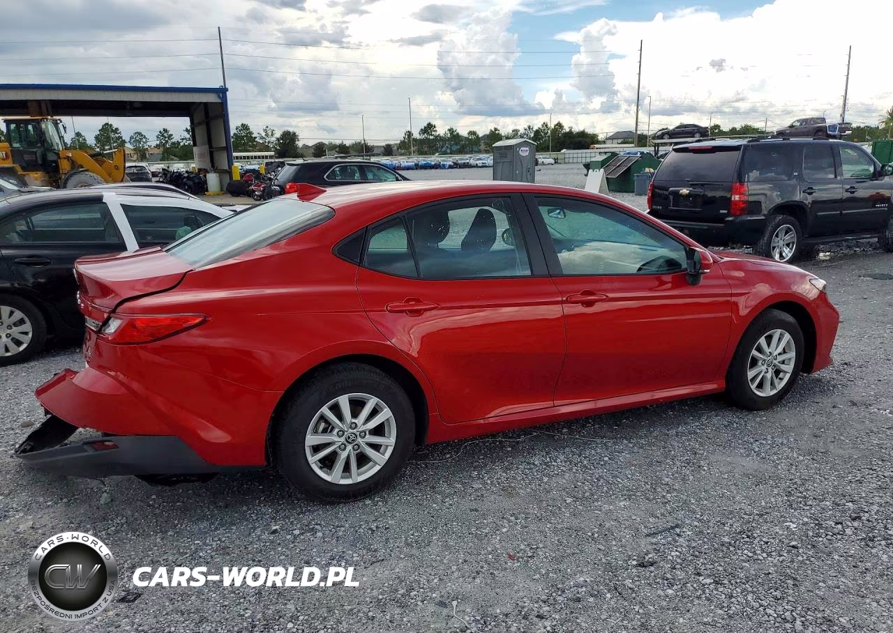 2026 Toyota Camry Le VIN:4T1DAACK8TU250449 - 3