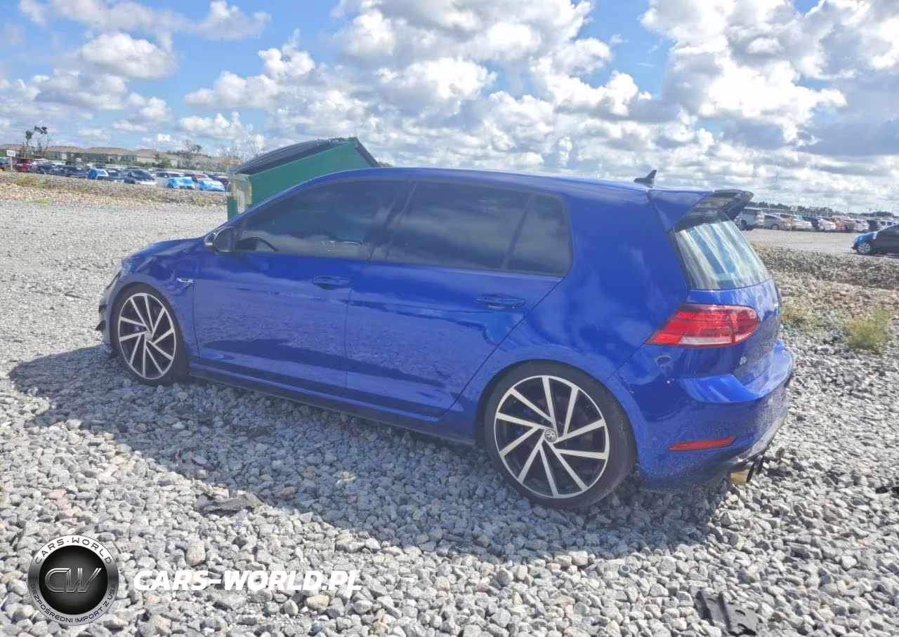 2018 Volkswagen Golf R VIN:WVWWF7AUXJW098200 - 2