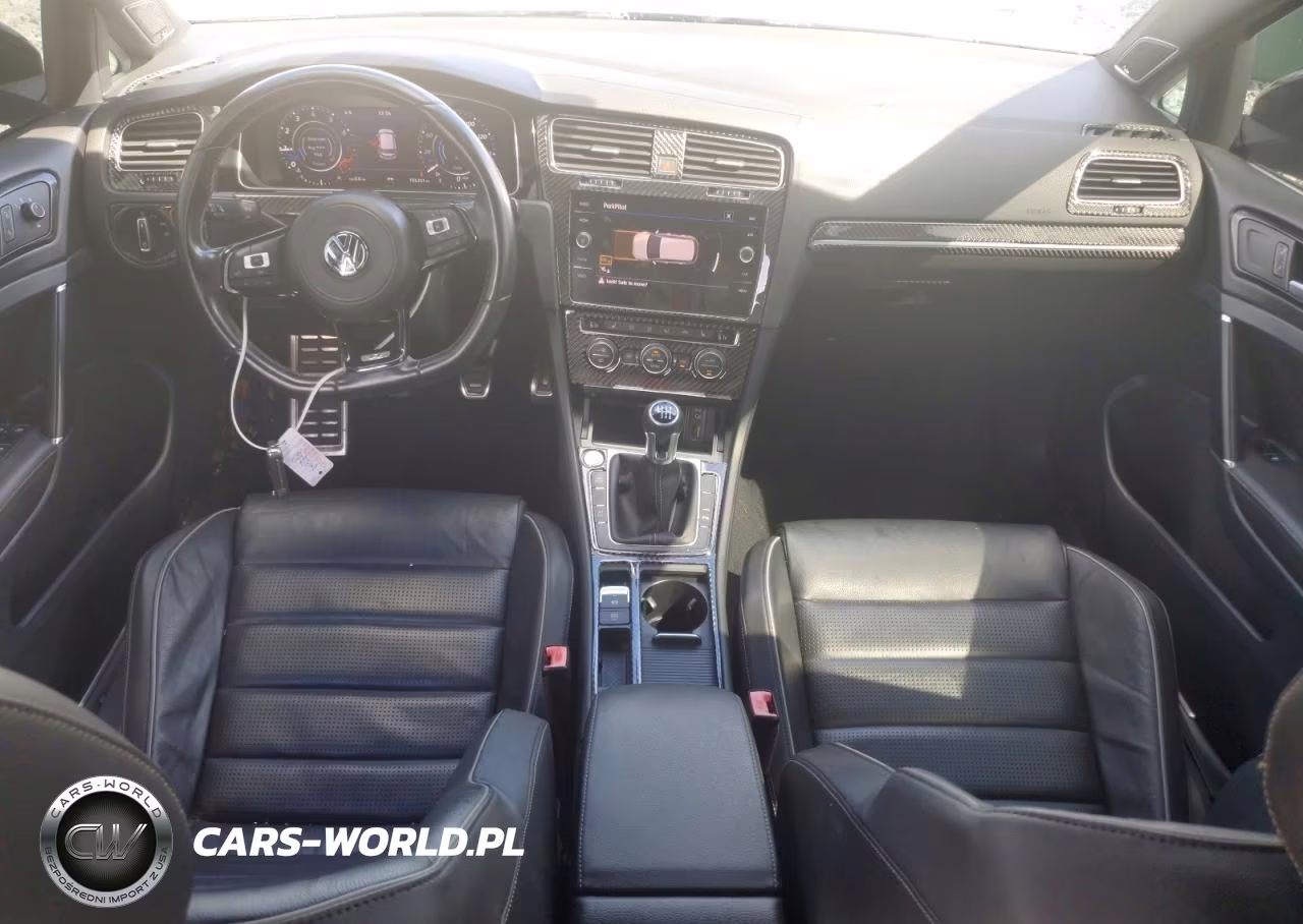 2018 Volkswagen Golf R VIN:WVWWF7AUXJW098200 - 8