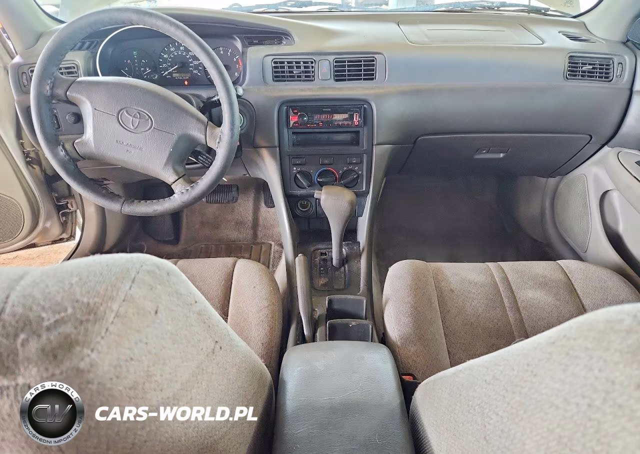 2001 Toyota Camry Le VIN:4T1BG22K51U811622 - 8