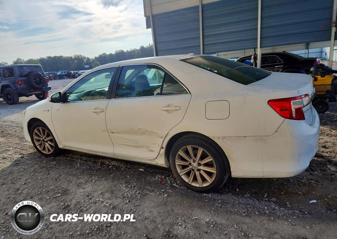 2014 Toyota Camry Hybrid Xle VIN:4T1BD1FK5EU118777 - 2