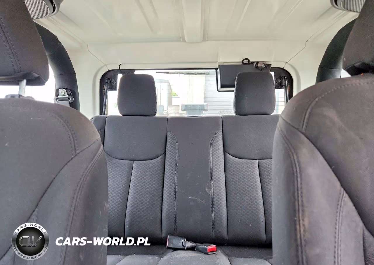 2018 Jeep Wrangler Sport VIN:1C4AJWAG9JL867798 - 10