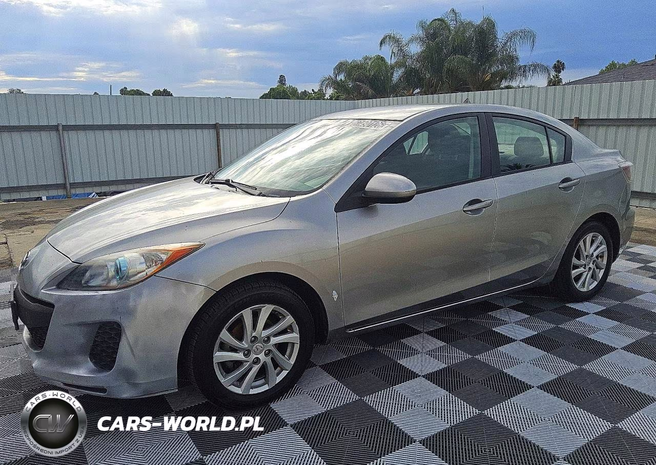 2012 Mazda 3 I