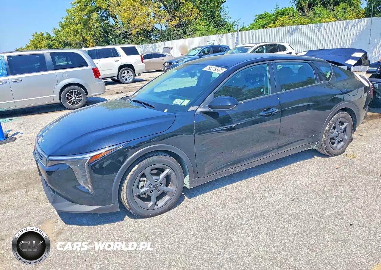 2026 Kia K4 Lxs – zdjęcie 1 z 12
