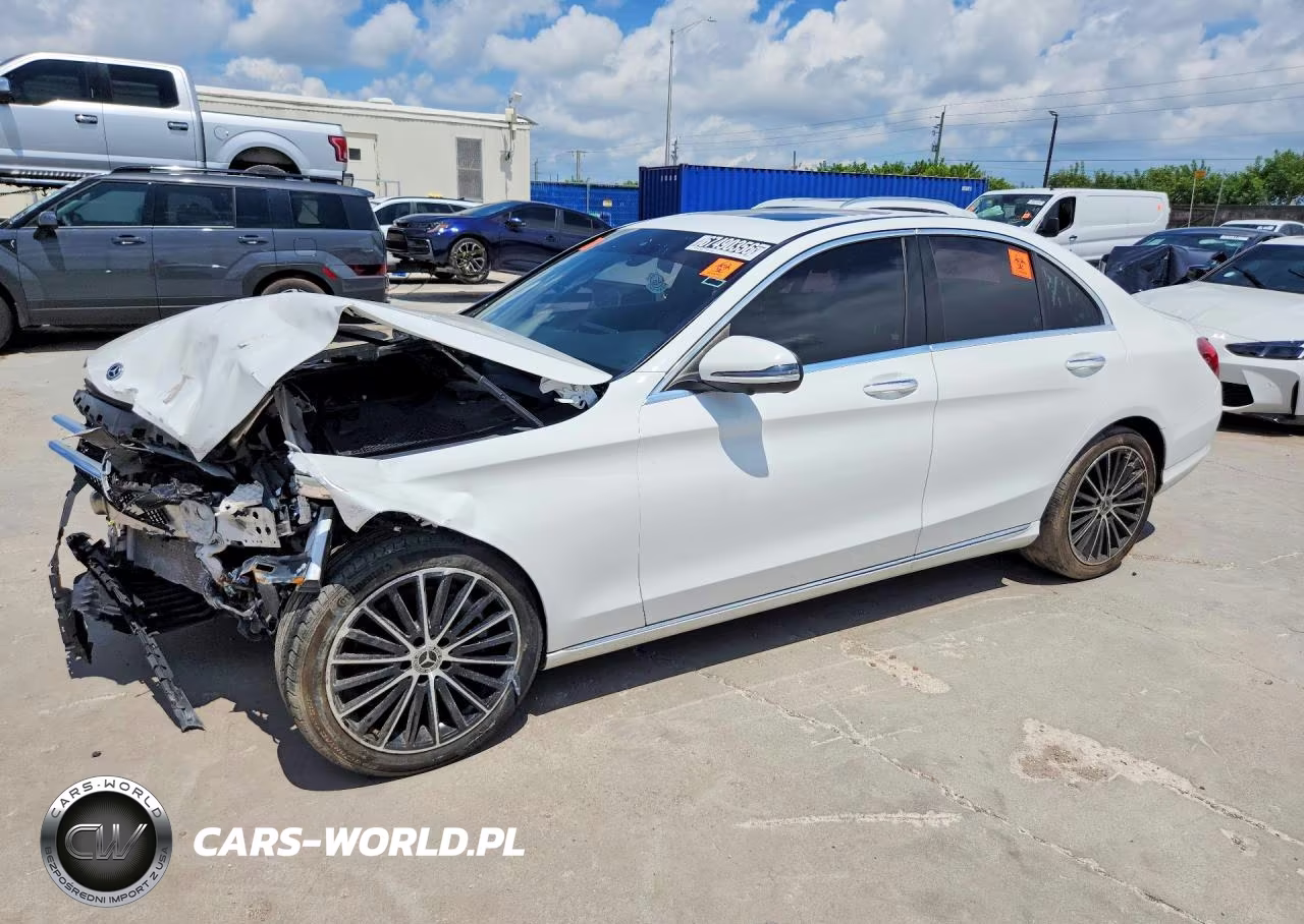 2021 Mercedes-Benz C 300 VIN:W1KWF8DB8MR652830 - 1