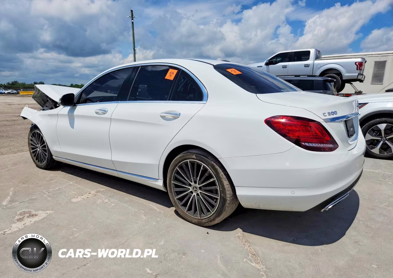 2021 Mercedes-Benz C 300 VIN:W1KWF8DB8MR652830 - 2