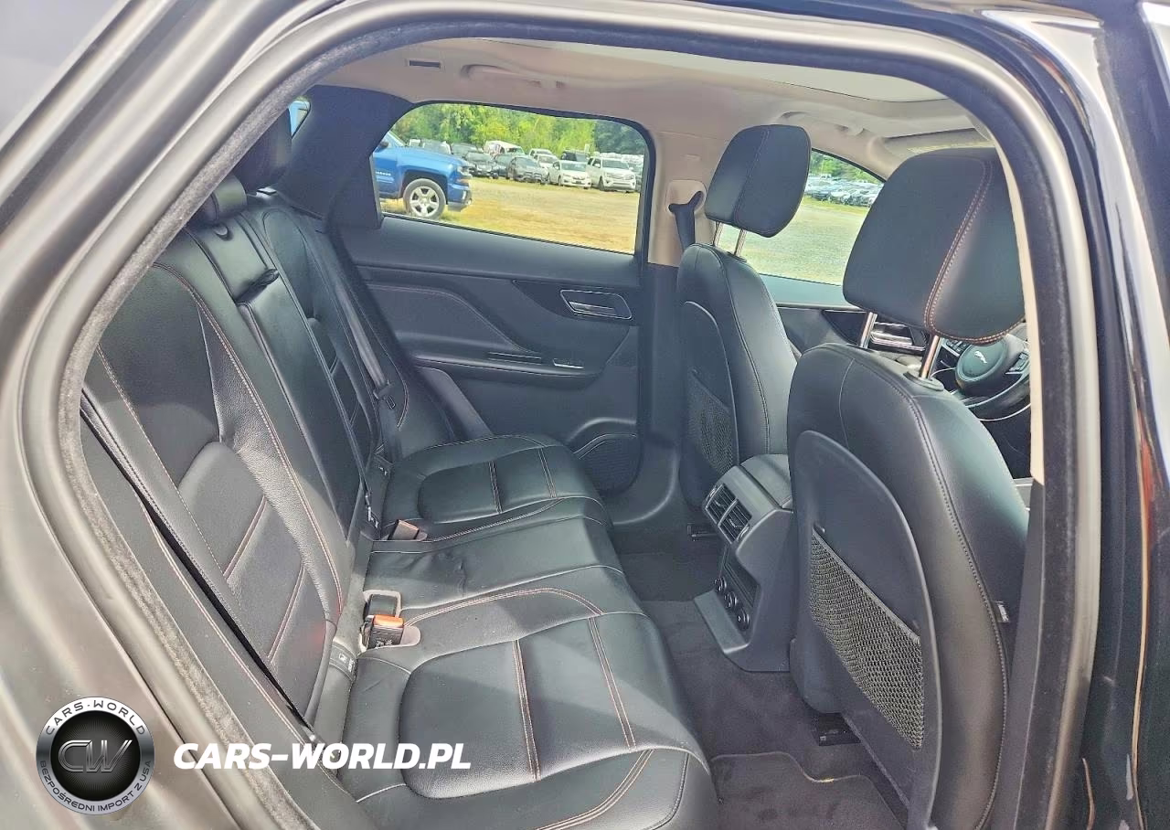 2020 Jaguar F-Pace Prestige VIN:SADCK2GX4LA632797 - 10