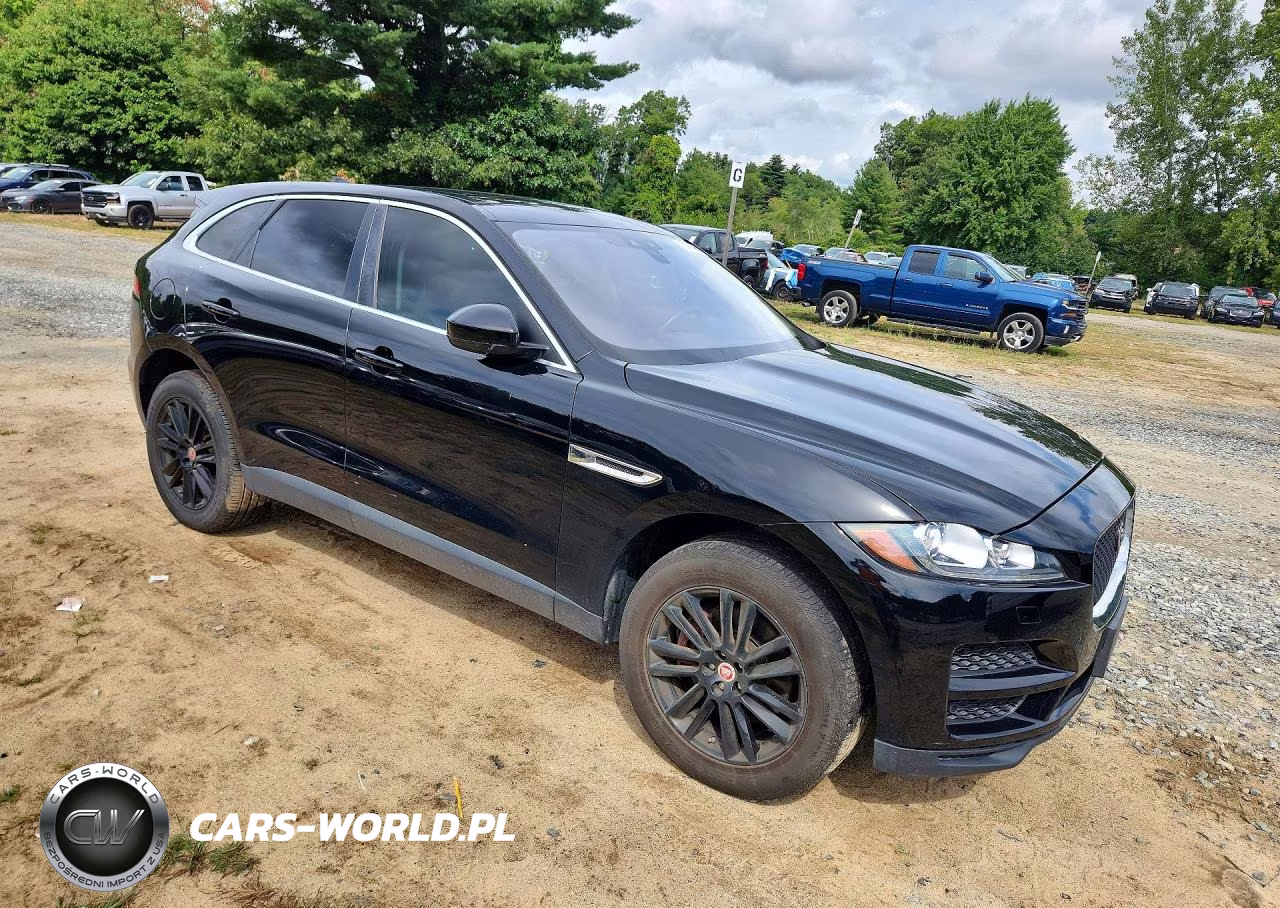 2020 Jaguar F-Pace Prestige VIN:SADCK2GX4LA632797 - 4