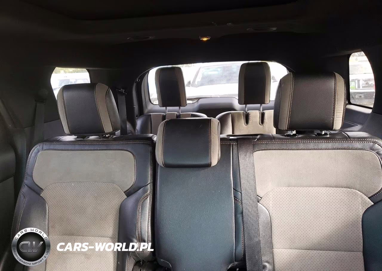 2017 Ford Explorer Xlt VIN:1FM5K7D85HGB06872 - 10