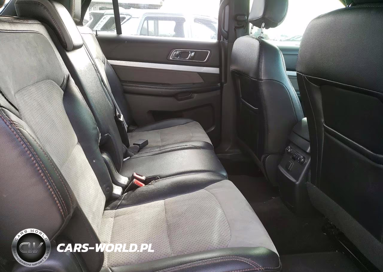 2017 Ford Explorer Xlt VIN:1FM5K7D85HGB06872 - 11