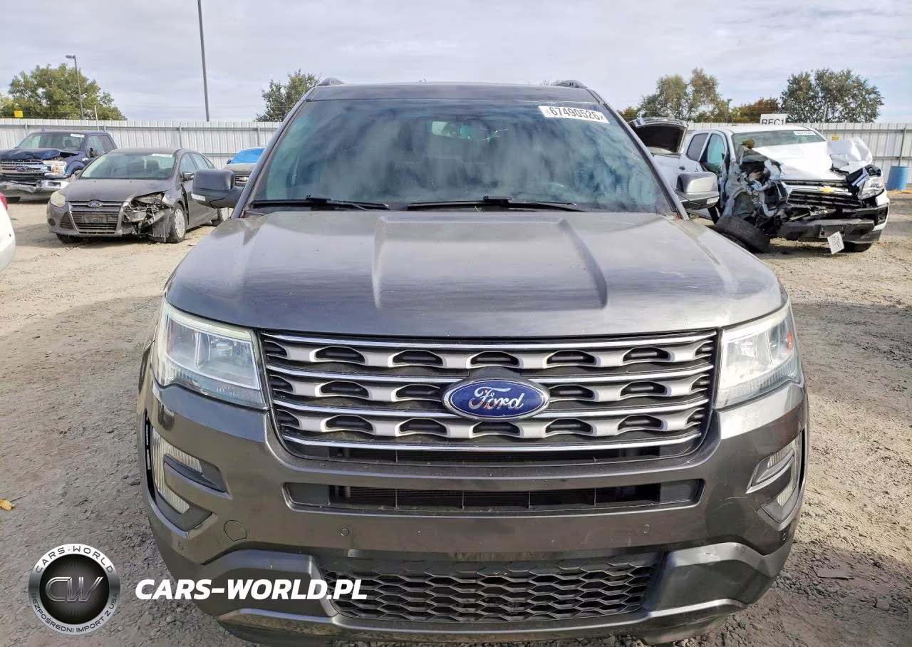 2017 Ford Explorer Xlt VIN:1FM5K7D85HGB06872 - 5