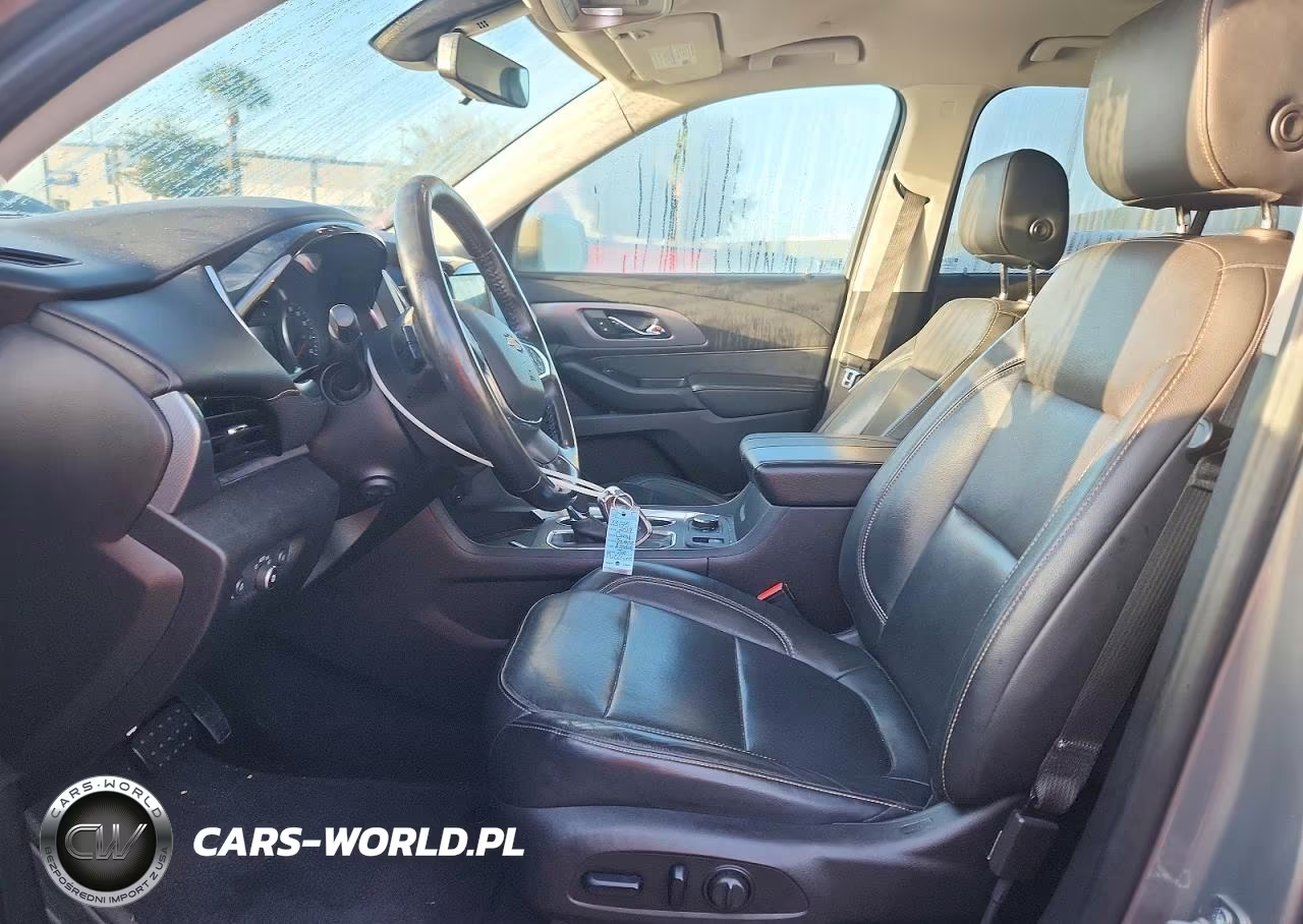 2019 Chevrolet Traverse Premier VIN:1GNERKKW6KJ230462 - 7
