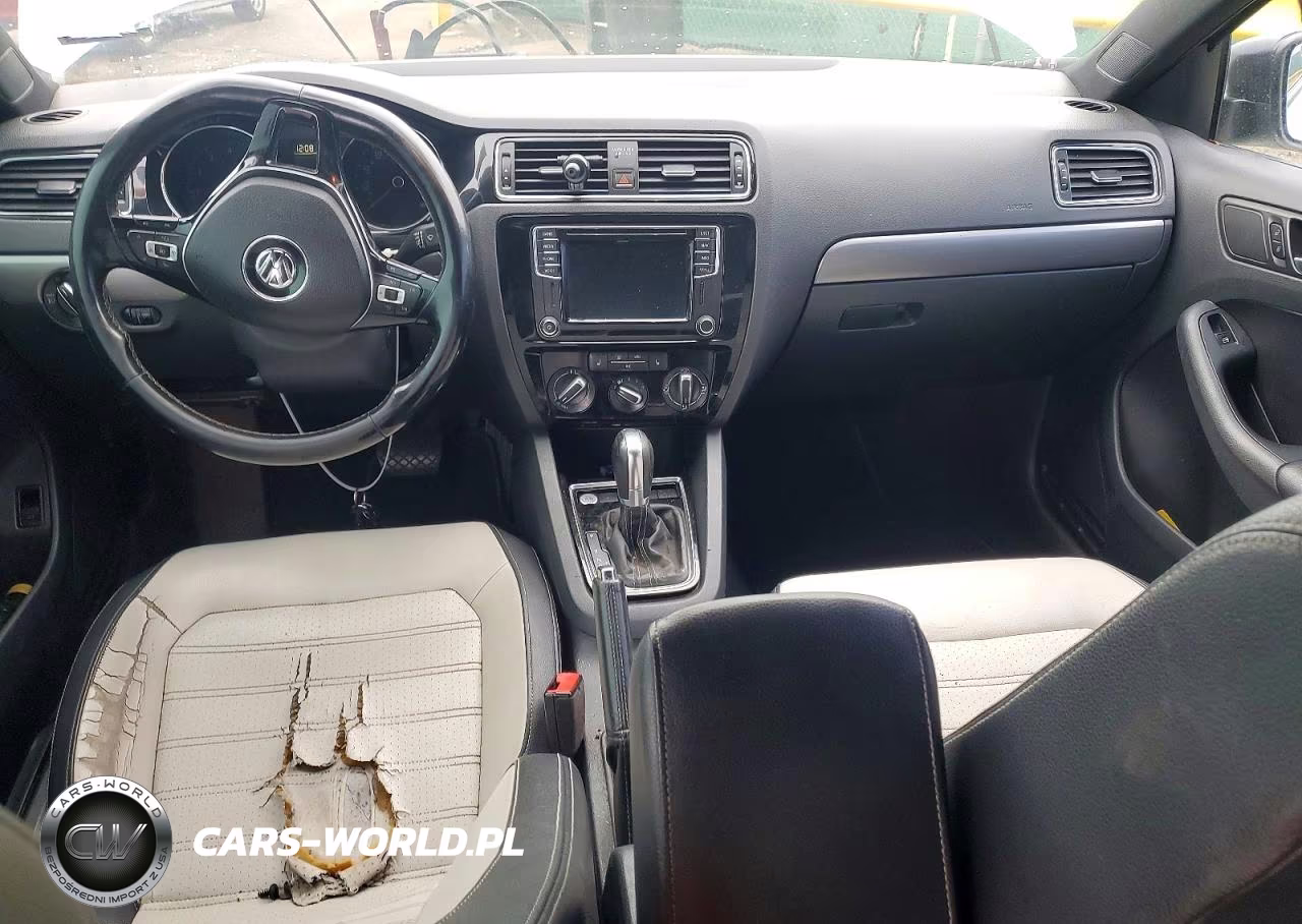 2016 Volkswagen Jetta Sport VIN:3VWD17AJ8GM343772 - 8