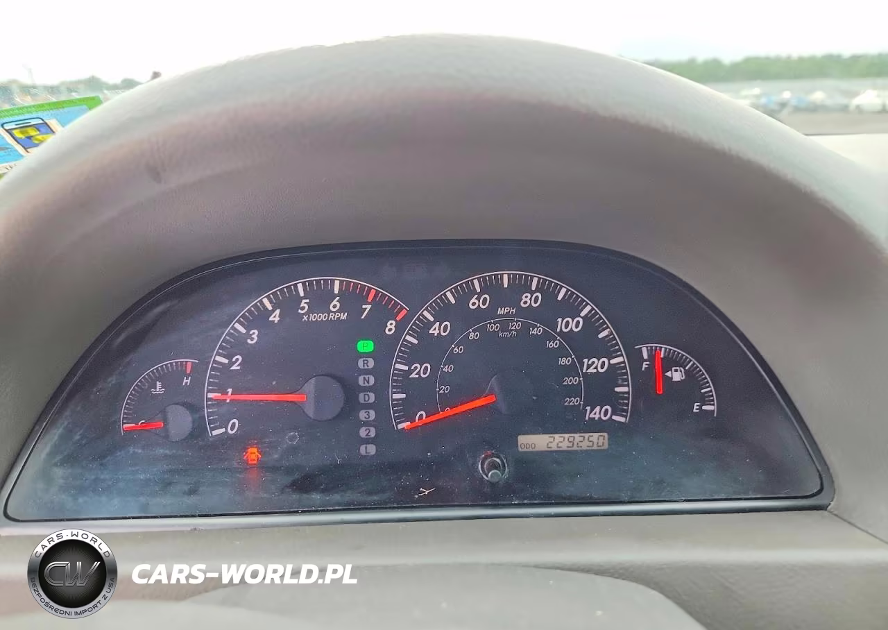 2005 Toyota Camry Le VIN:4T1BE32K55U101752 - 9