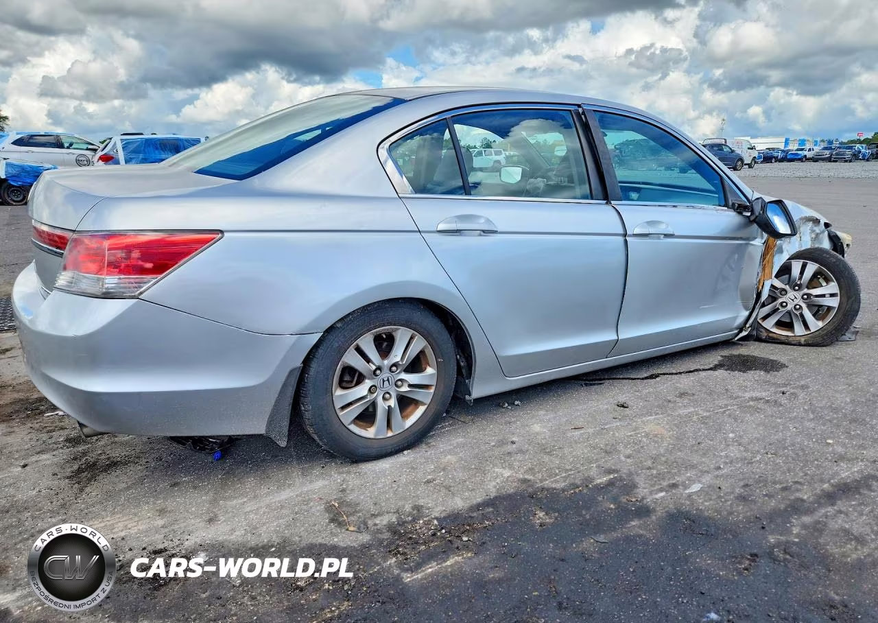 2012 Honda Accord Se VIN:1HGCP2F69CA117608 - 3