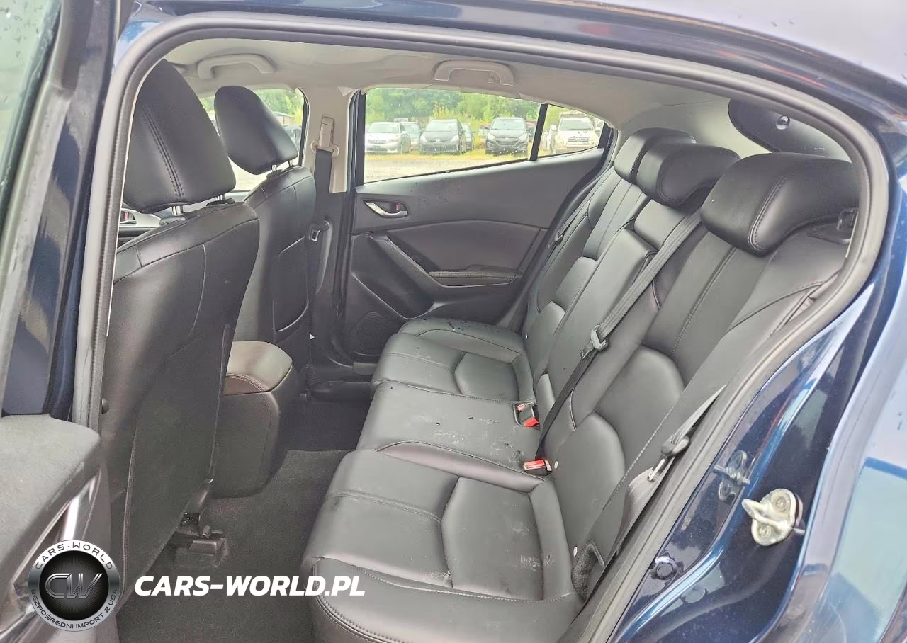 2018 Mazda 3 Touring VIN:3MZBN1L36JM203685 - 10