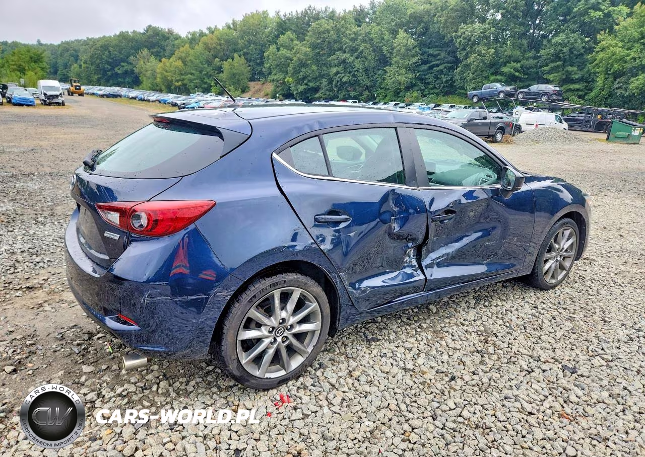 2018 Mazda 3 Touring VIN:3MZBN1L36JM203685 - 3