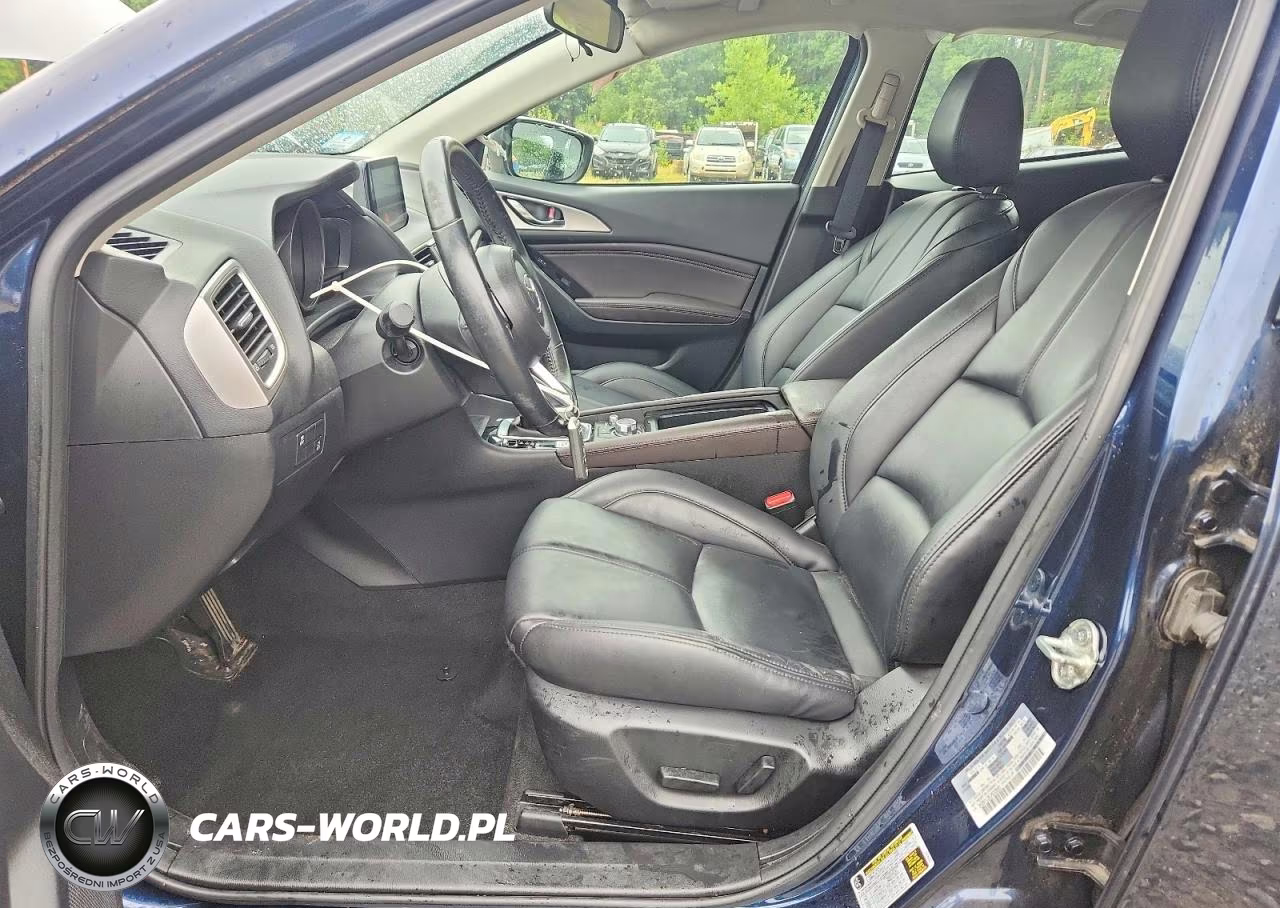 2018 Mazda 3 Touring VIN:3MZBN1L36JM203685 - 7