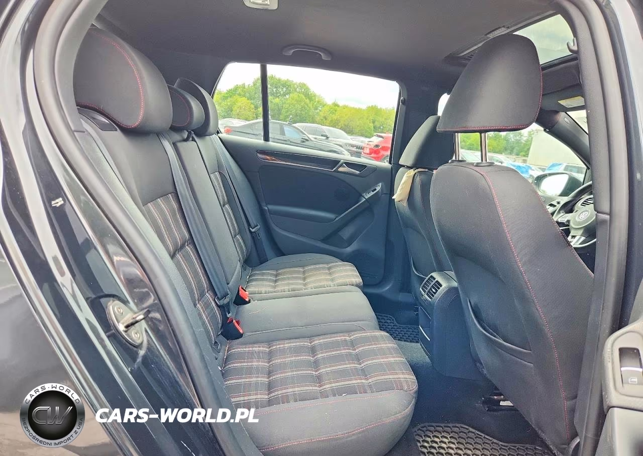 2011 Volkswagen Gti VIN:WVWHD7AJXBW213867 - 10