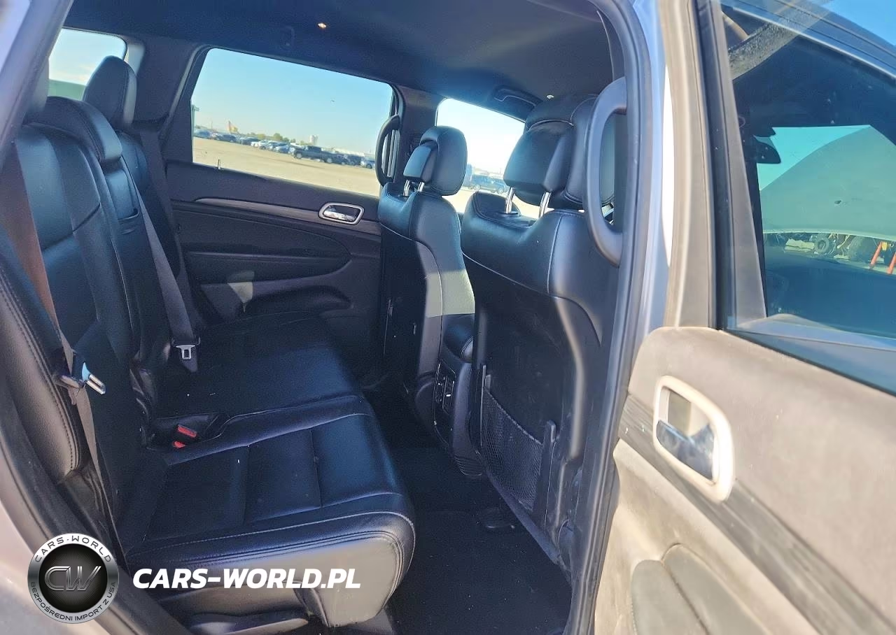 2020 Jeep Grand Cherokee Laredo VIN:1C4RJFAG3LC359607 - 11