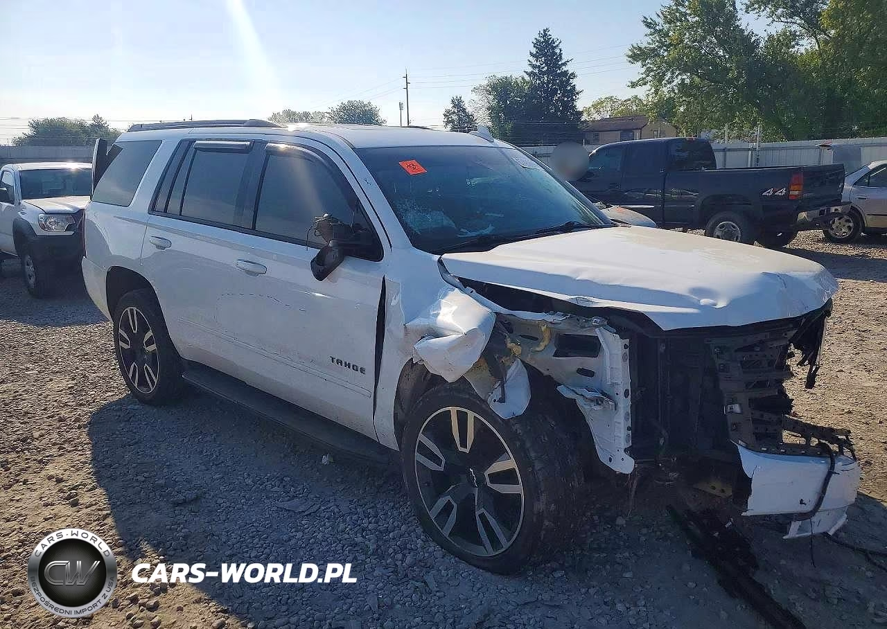 2018 Chevrolet Tahoe K1500 Premier VIN:1GNSKCKJ9JR251405 - 4