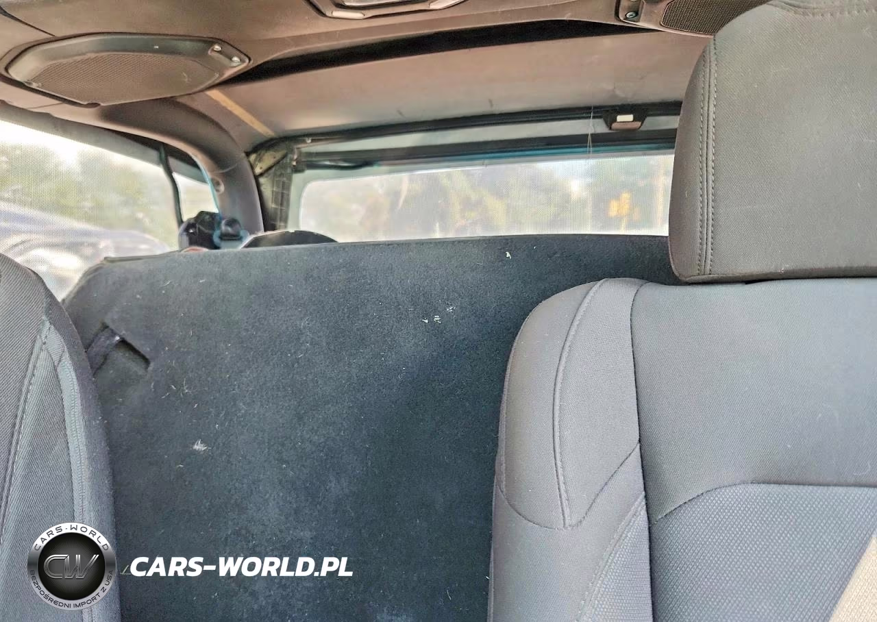 2019 Jeep Wrangler Sport VIN:1C4GJXAG1KW640959 - 10