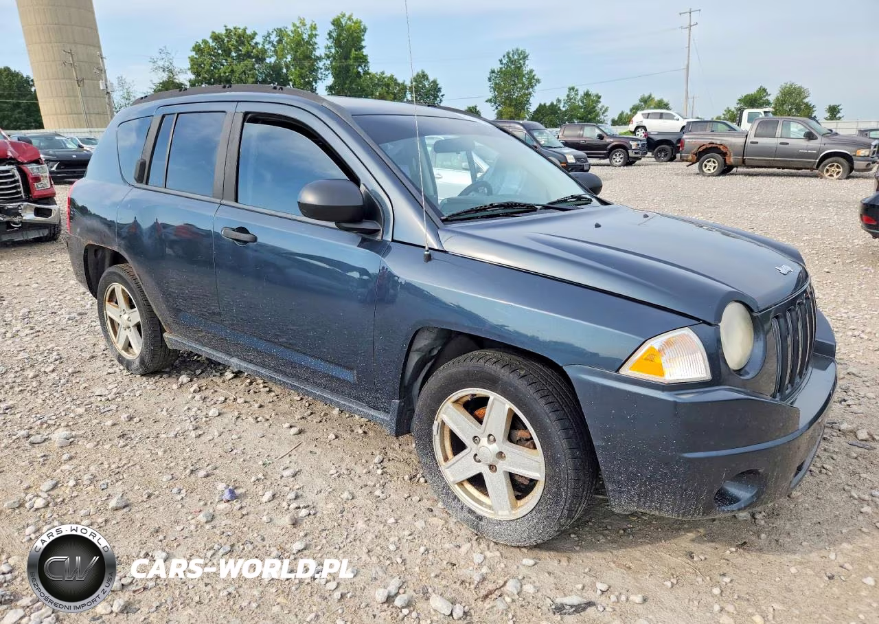 2007 Jeep Compass VIN:1J8FT47W27D216043 - 4