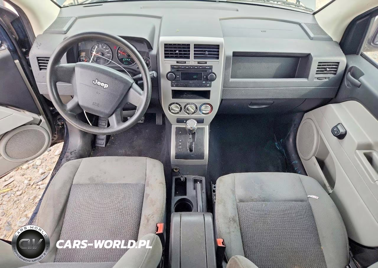 2007 Jeep Compass VIN:1J8FT47W27D216043 - 8