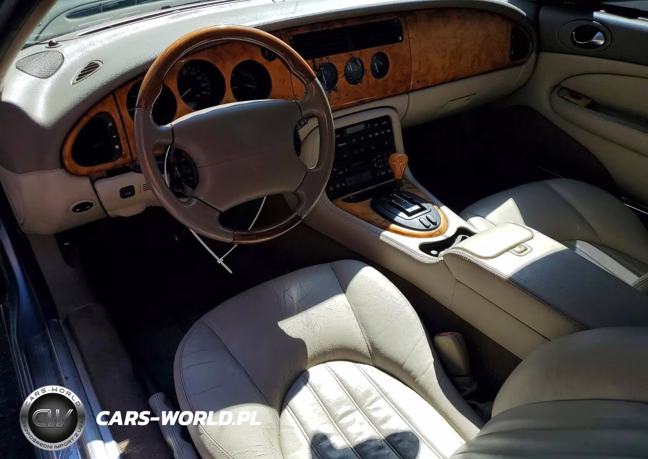 2002 Jaguar Xk8 VIN:SAJDA42C42NA27483 - 8